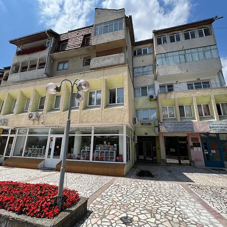 Apartament Centru Râmnicu Vâlcea エクステリア 写真