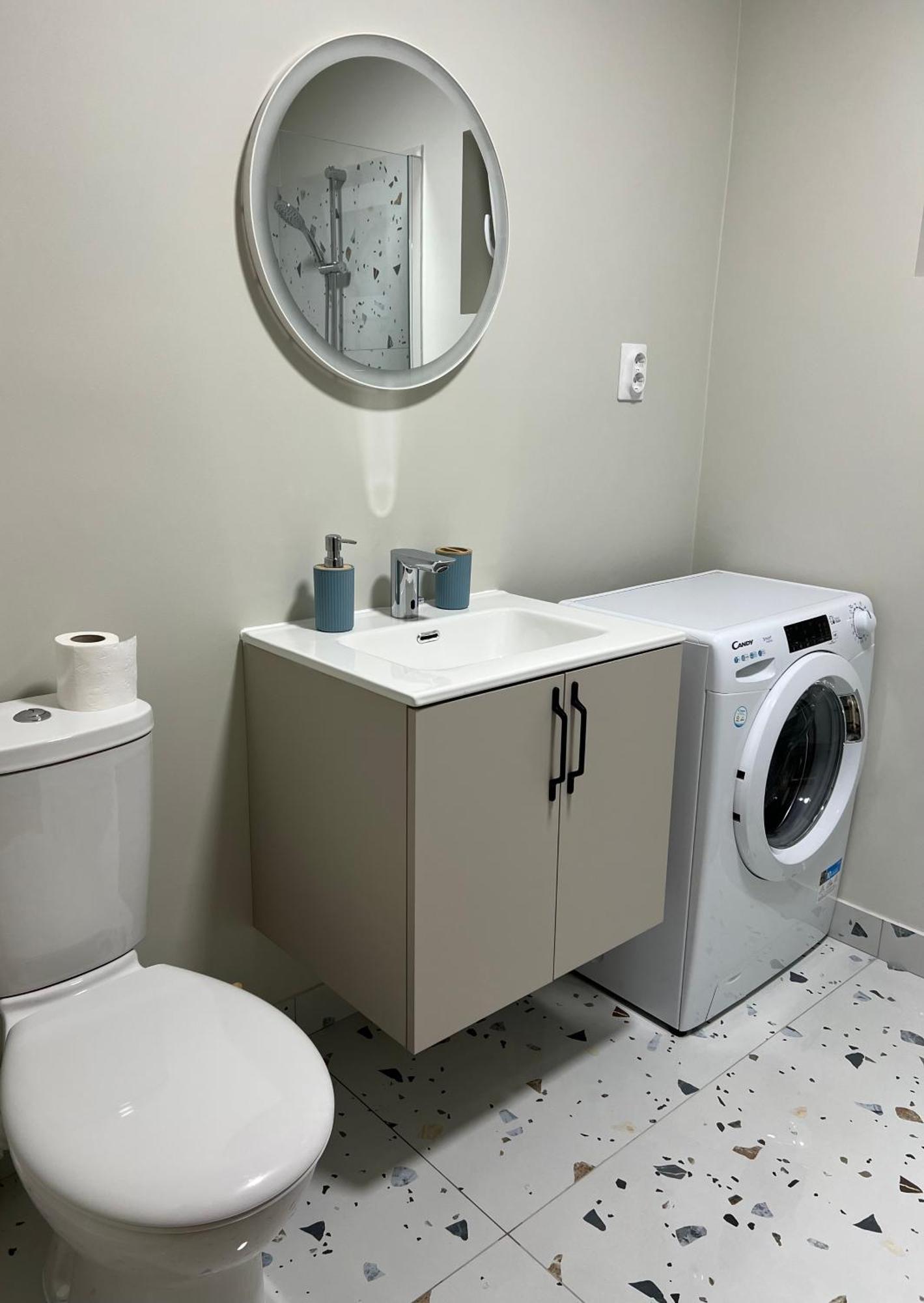 Apartament Centru Râmnicu Vâlcea エクステリア 写真