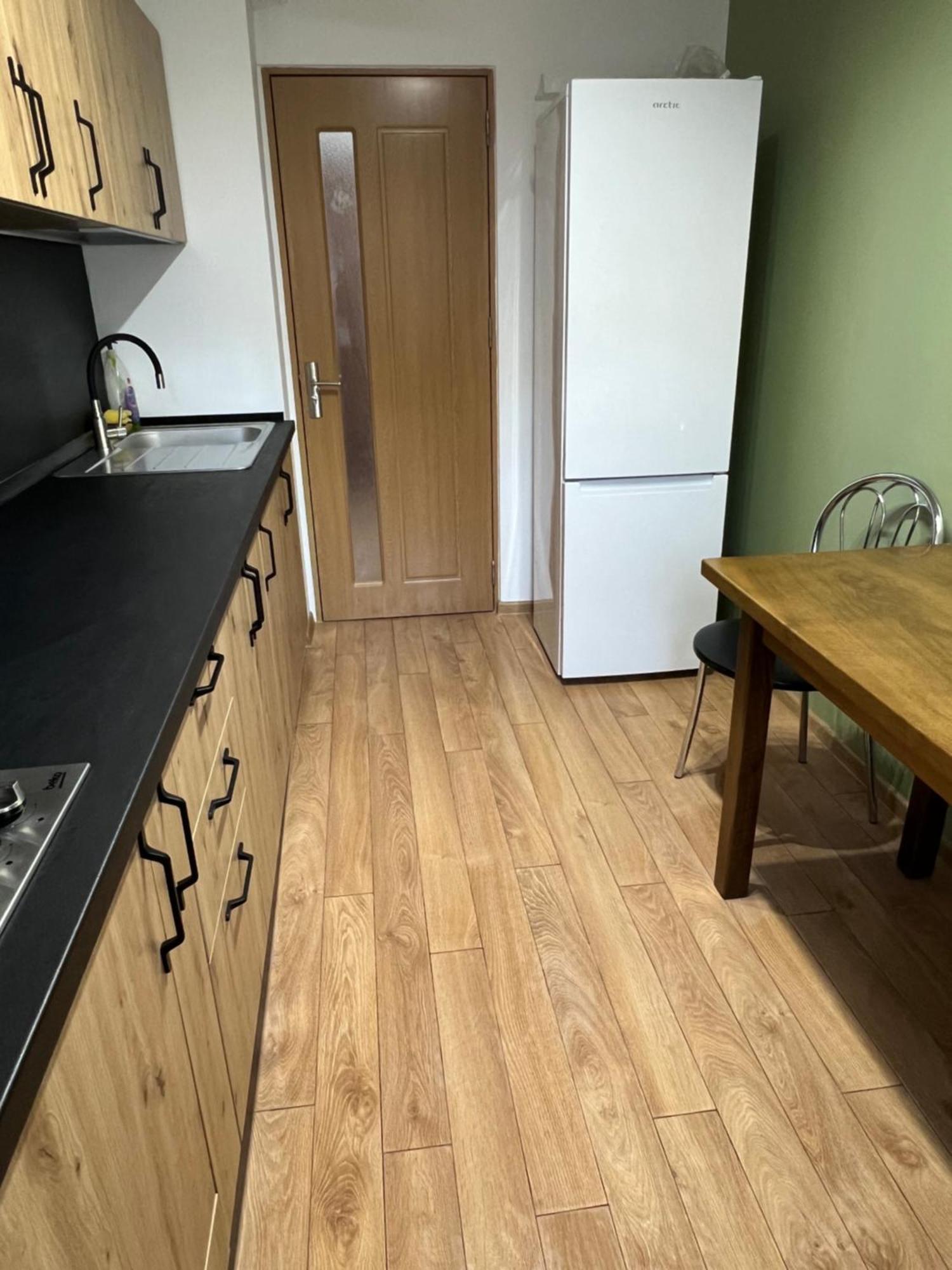 Apartament Centru Râmnicu Vâlcea エクステリア 写真